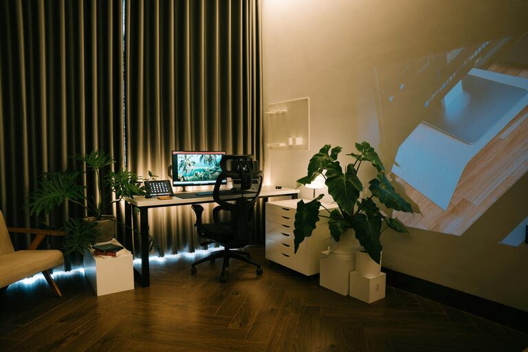 How to Create a Cozy and Productive Home Workspace